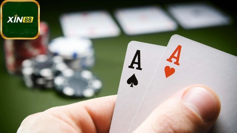 Lợi Ích Và Rủi Ro Của Poker Xin88